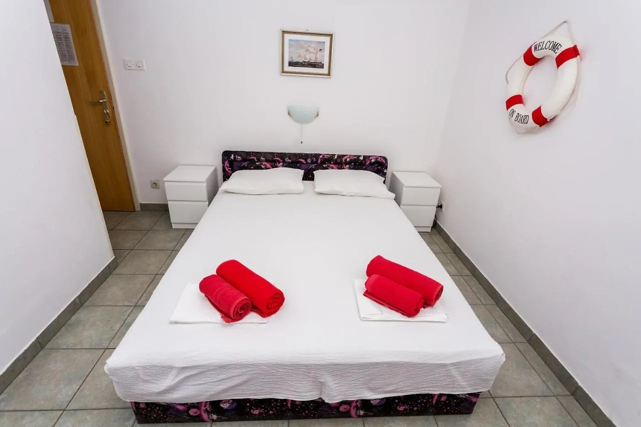 מאלי לוסיניי Lussino Accommodation דירה