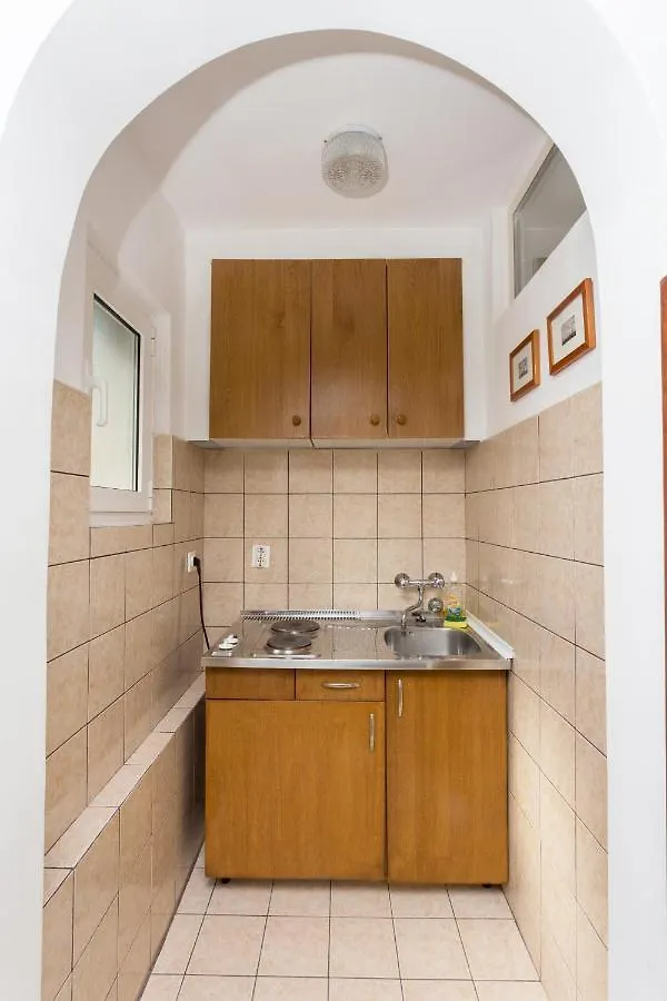 דירה מאלי לוסיניי Lussino Accommodation